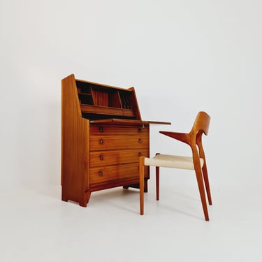 Mid century Scandinavian Secretary with drawers mahogany by Gjövik Möbler, Norway, 1960s 