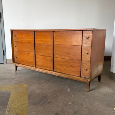 AVAILABLE to CUSTOMIZE**Mid Century Modern Dresser//MCM Credenza//Modern Buffet//Vintage Media Console//Refinished Sideboard 