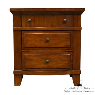 BROYHILL FURNITURE Cherry Contemporary Traditional Style 28