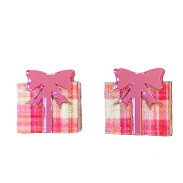 Sample Sale Pink Plaid Present Stud Earrings