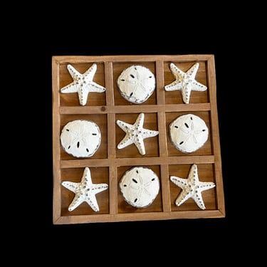 Starfish and Sand Dollar Tic-Tac-Toe