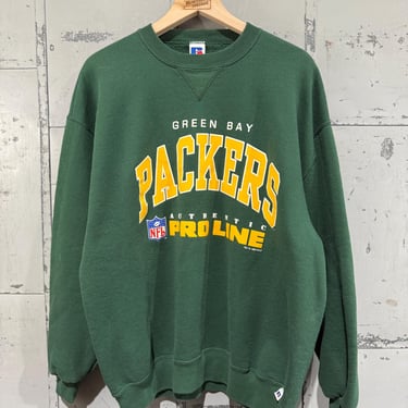 Vintage 1990s Green Russell GreenBay packers crewneck sweatshirt boxy crewneck 