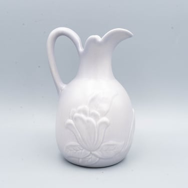 Red Wing Ivory Magnolia Pitcher Vase #1012 Glaze Ware Medallion Line (unwiped) | Vintage 1940s Art Pottery Belle Kogan Design 