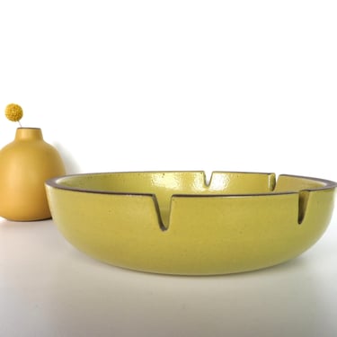 Heath Ceramics Jumbo 8 1/2 inch Ashtray in Citrus, Vintage Modern Cigarette/Cigar Tray 