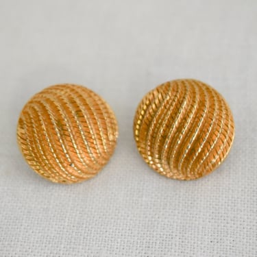 Vintage Gold Wavy Dome Circle Clip Earrings 