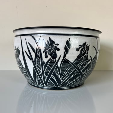 1980's Vintage Carris Hand Painted Pottery Planter 