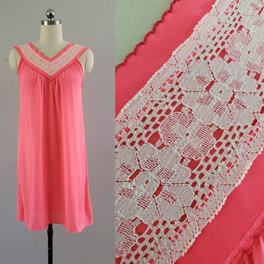 1970's Nightgown in Bright Pink with Beige Lace 70's Loungewear 70s Women's Vintage Size Large 