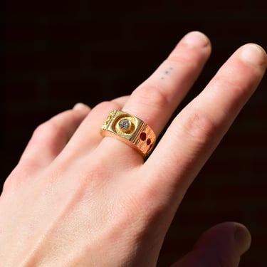 Modernist 18K H.G.E Diamond Signet Ring, Chunky Textured Yellow Gold Ring W/ Circle Cutouts, Size 9 US 