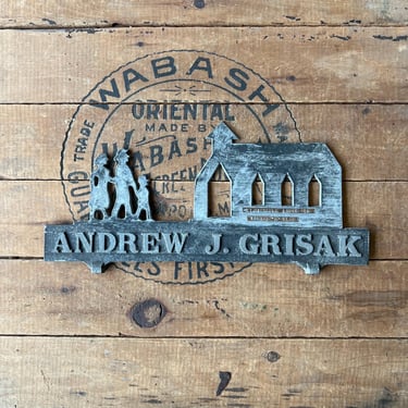 Vintage ‘Grisak’ Cast Aluminum Custom Mailbox Topper Name Plaque 