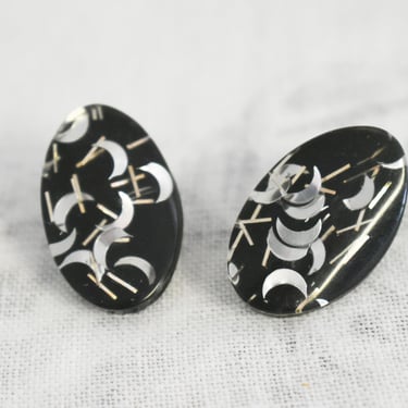 1950s Oval Black Crescent Moon Confetti Lucite Clip Earrings 