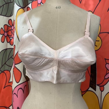 vintage 1940s peach satin bullet bra 40s lingerie pin up rockabilly med boudior 