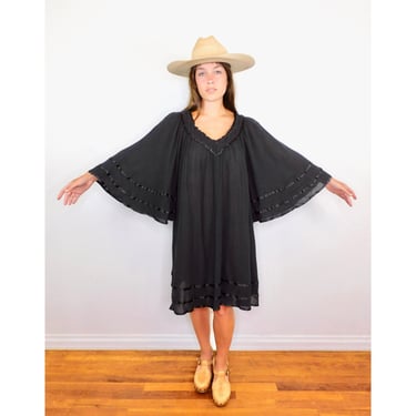Mexican Crochet Dress // vintage sun Mexican black 70s boho hippie cotton hippy beach swimsuit cover oversize mini // O/S 