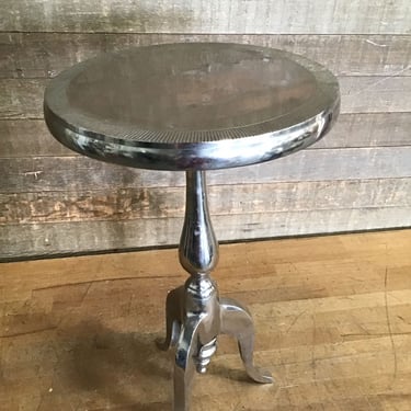 Little Chrome Side Table (Tacoma)