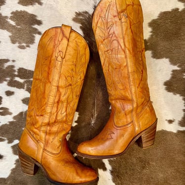 Tall Tan Leather Vintage Miss Capezio Cowgirl Western Boots women’s size 8 1/2 M 