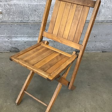 Vintage Folding Chair (Seattle)