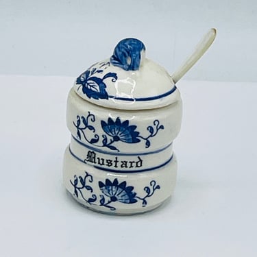 Vintage Arnart Japan Porcelain White Blue Onion Mustard  Jar Canister w/ Lid and plastic spoon 