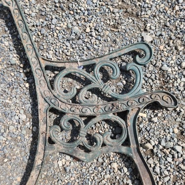 Cast Iron Bench Sides 24