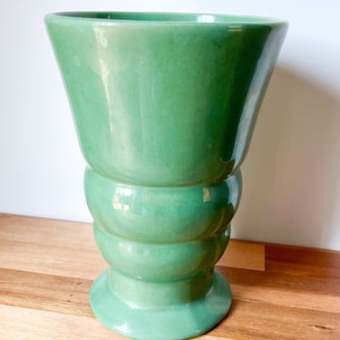 Large Vintage Green Vase. Vintage Hager Pottery. Mid Century Modern Vase. 