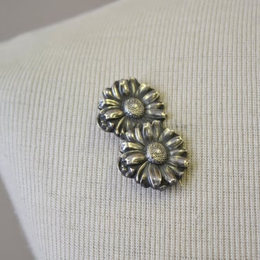 1910s Unger Brothers Double Daisy Brooch 