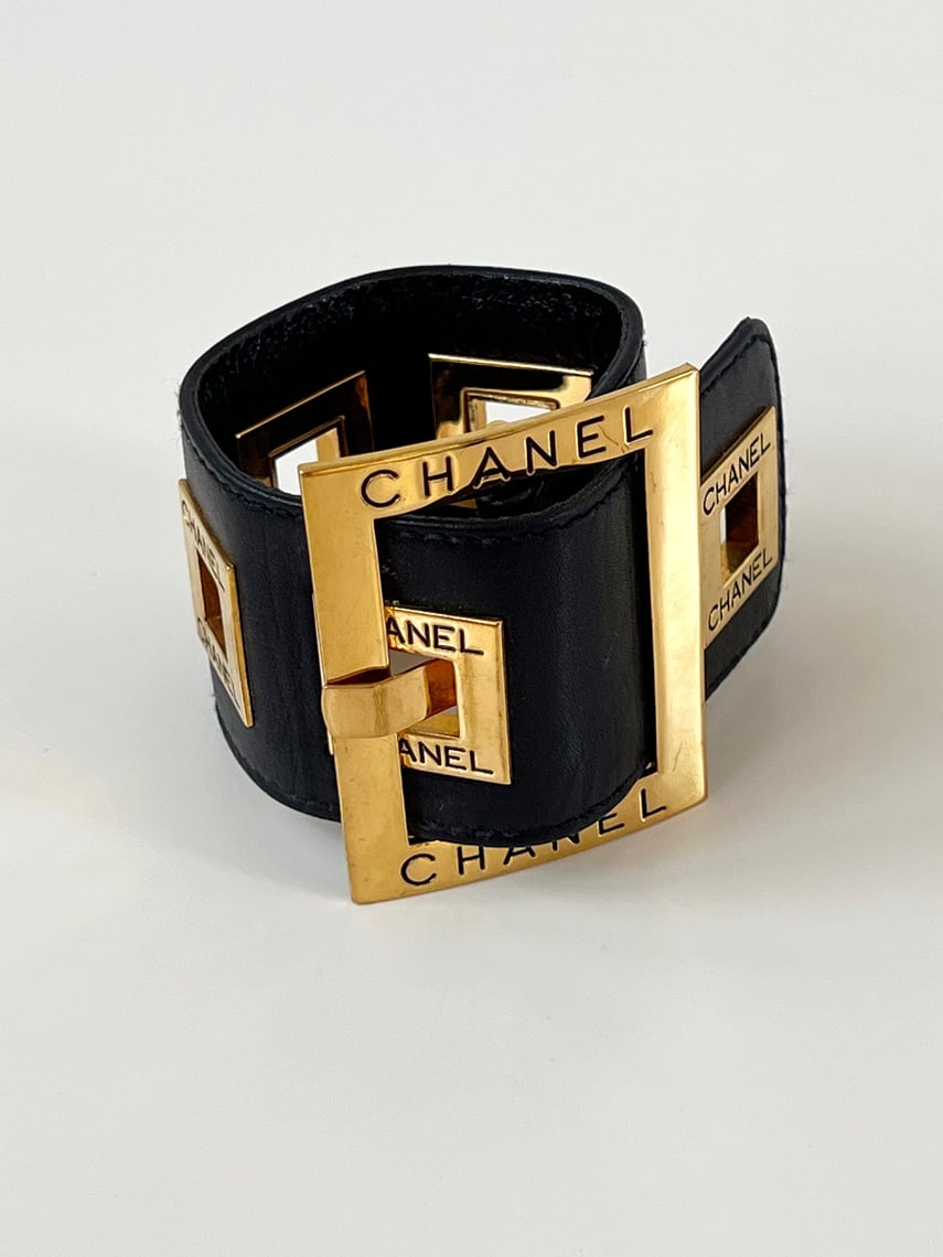Vintage 90's CHANEL Monogram Letter Logos Iconic Webbing Chain Print Large  Black White Blue Gold Buckle Waist Belt S M L