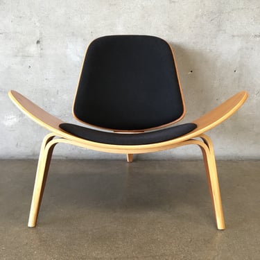 Mid Century Modern Hans Wegner Style Molded Plywood Shell Chair