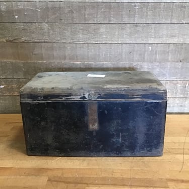 Old Storage Box (Tacoma)