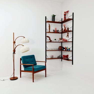 Midcentury Danish walnut Corner Wall-Mounted Shelving Unit, by Royal for Poul Cadovius, 1960s 