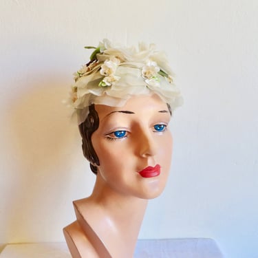 1960's Creamy White Silk Flowers and Petals Fascinator Hat Floral Headpiece Green Leaves 60's Bridal Wedding Millinery 
