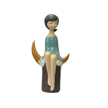 Oriental Ceramic Cute Girl Sitting on The Moon Artistic Figure ws3101E 