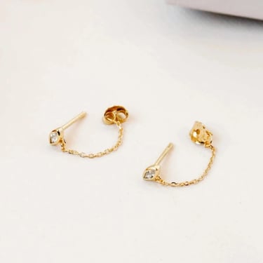 TINY MARQUISE STUD CHAIN LINK EARRINGS