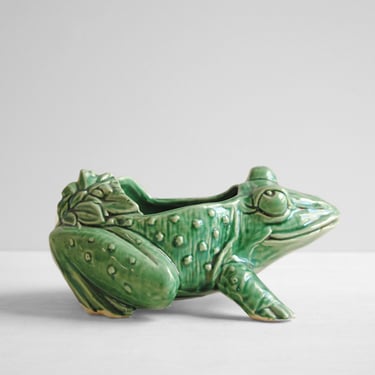 Vintage McCoy Frog or Toad Planter, Green Figural Plant Pot, Small Plant Pot 