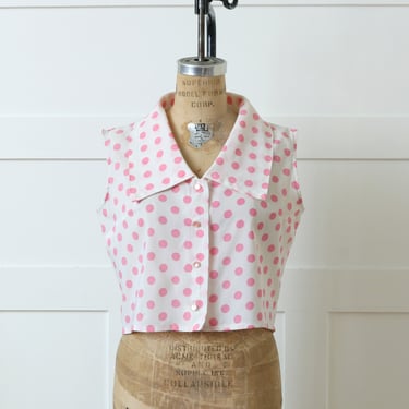 vintage 1960s mod blouse • sleeveless cropped white & pink polka dot top 