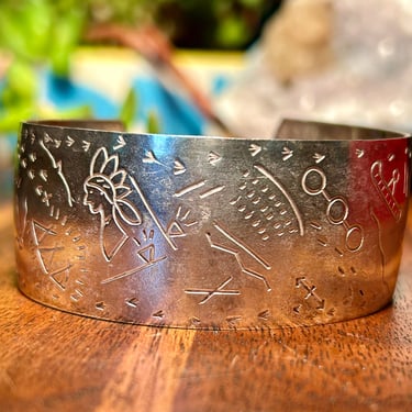 Vintage Silver Open Cuff Tribal Drawings Etched Jewelry Southwest Storyteller 