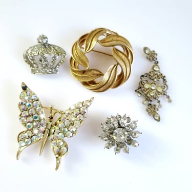 Vintage Trifari Gold Swirl Leaf Brooch Pin, Rhinestone Bouquet Supply, Jewelry Supply Lot 