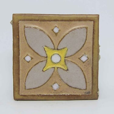 Single Four Fold Floral Encaustic Tile