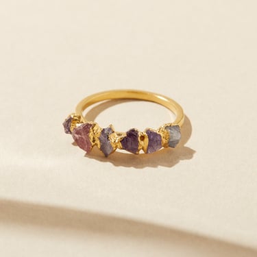 purple sapphire engagement ring, raw birthstone family ring, dainty raw amethyst crystal ring, delicate pink sapphire stack ring, tanzanite 