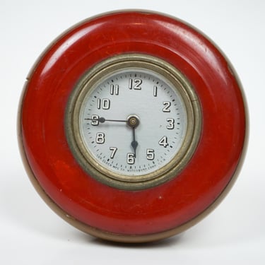Bakelite Clock by Lux Clock MFG Co. Waterbury, CT 