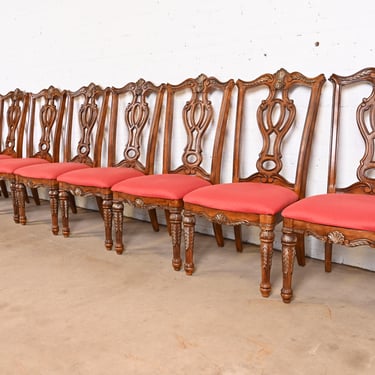 Italian Louis XVI Style Carved Mahogany Dining Chairs in the Manner of Karges, Set of Eight