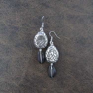 Mid century modern silver cowrie shell earrings black 