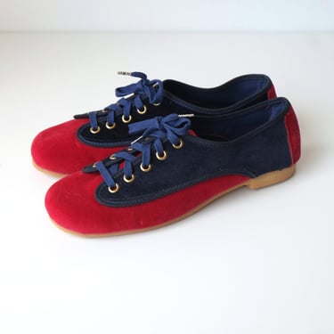Vintage 60s Two Toned Navy & Red Velour Flats. Size 8 