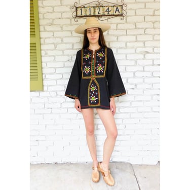 Indian Hand Embroidered Tunic // vintage 70s embroidered black | Fenix  Vintage - Los Angeles, CA | ATTIC