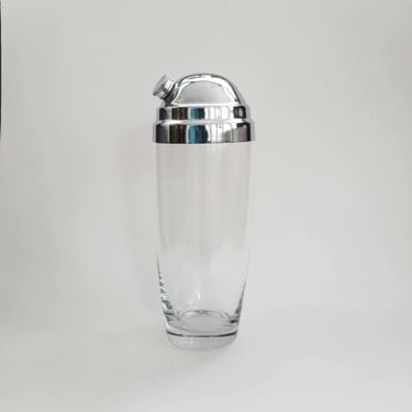 Vintage Bullet Cocktail Shaker / Chrome Top Glass Martini Shaker with Aerator Pipe and Screw Spout / Large Art Deco Barware Spirit Mixer 
