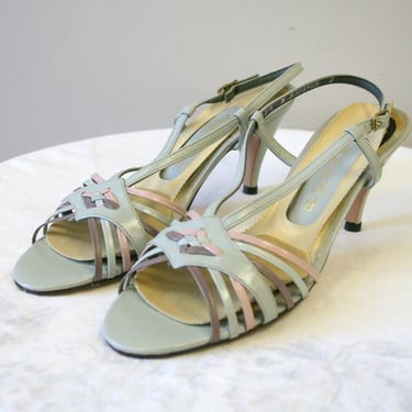1960s/70s Red Cross Shoes Gray and Purple Strappy Heeled Sandals, Size 7.5N 