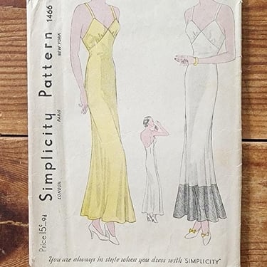 Vintage 30s Sewing Pattern: Long Slip Dress Simplicity 1466  Size 32 