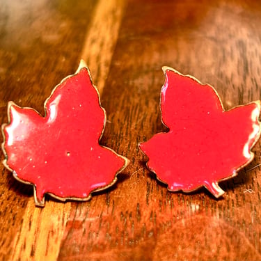 Red Enamel Maple Leaf Earrings Enamels Copper Screw back Vintage Retro 