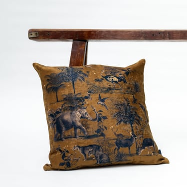 Cleopatra Animals Velvet Pillow