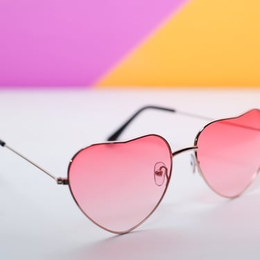 Retro Rosy Heart Sunglasses Wire Rim 