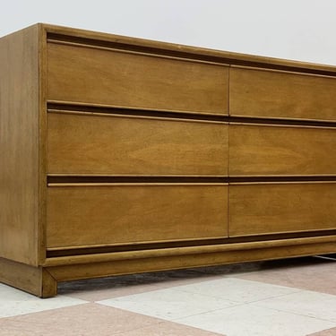 Kroehler Mid-Century Modern 6-Drawer Dresser ~ Great As Paint Or Restore Project 