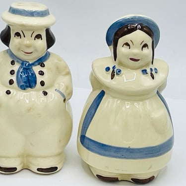 Vintage Shawnee Pottery USA Dutch Boy  Girl Large Salt & Pepper Shakers 