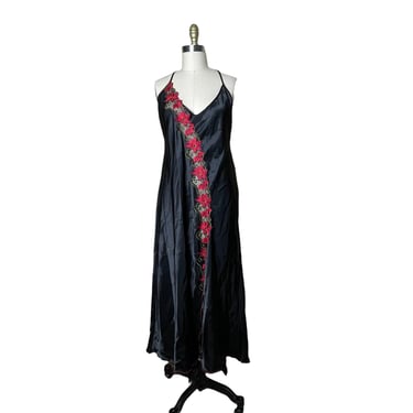 Vintage Affect intimates long black Satin nightgown with roses, size xl 